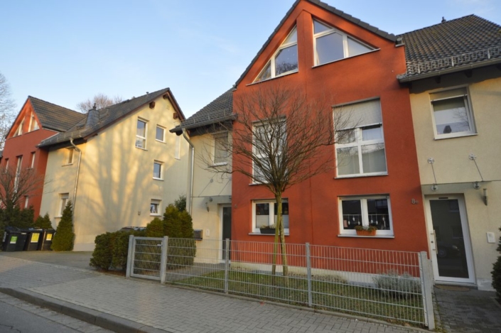 AP Immobilien GmbH - Ihr IVD Immobilienmakler - Immobilienverkauf, Immobilienvermietung, Wohnung, Haus, Kapitalanlage
